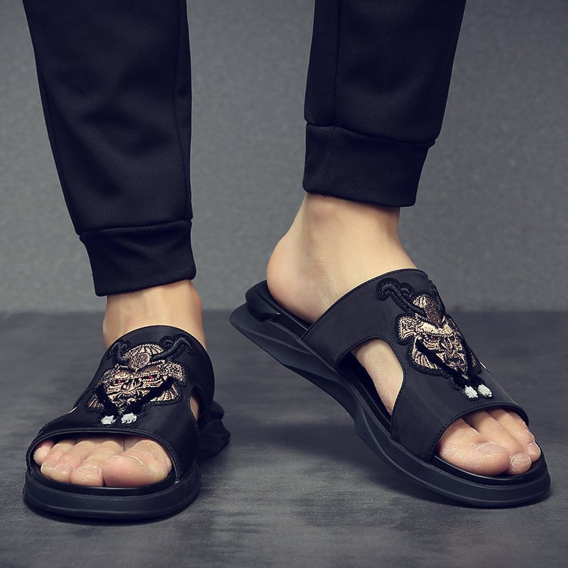 summer men's embroidered cloth surface beach men's sandals open toe men's shoes wholesale